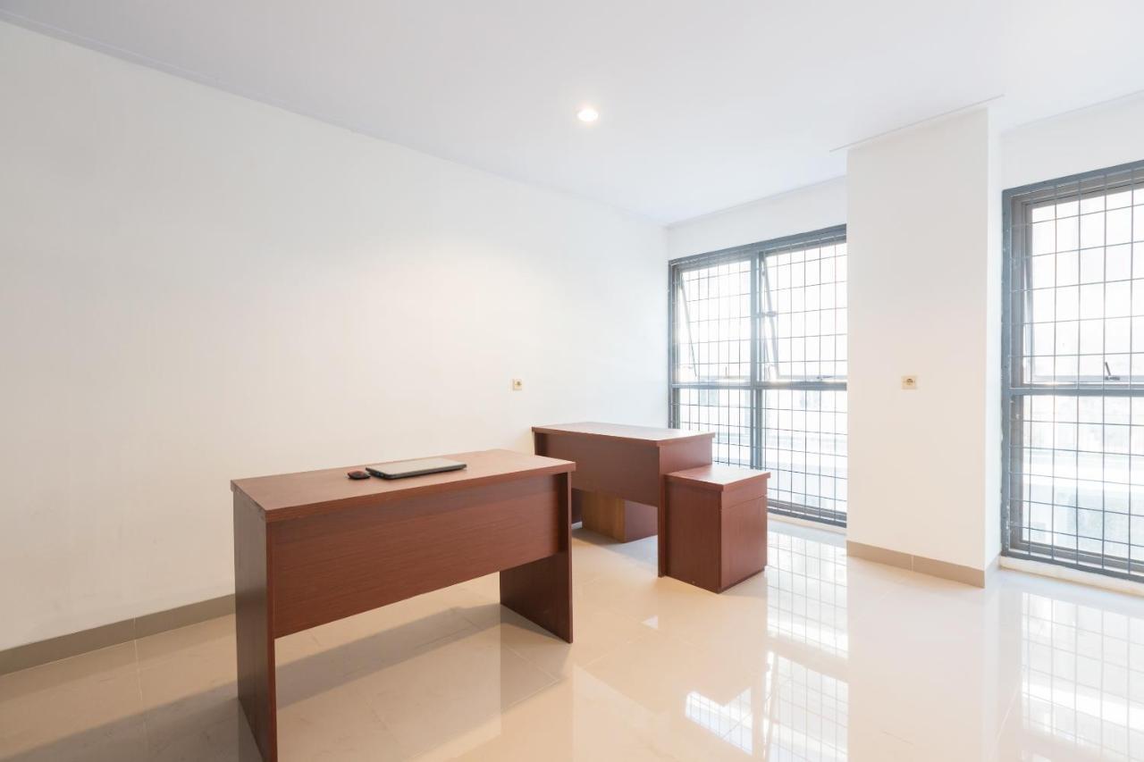 Oyo 1310 Urban Residence Yakarta Exterior foto