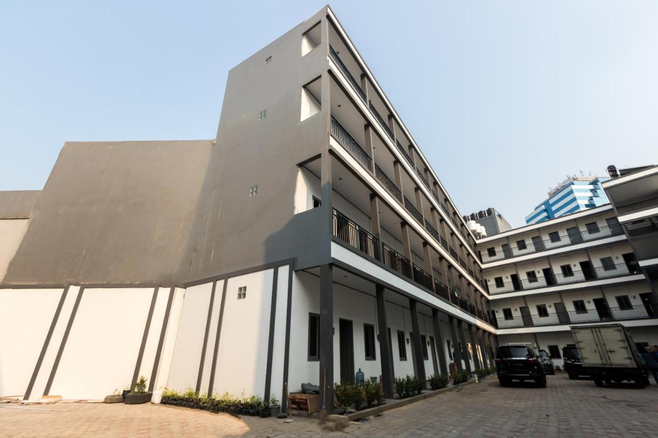 Oyo 1310 Urban Residence Yakarta Exterior foto